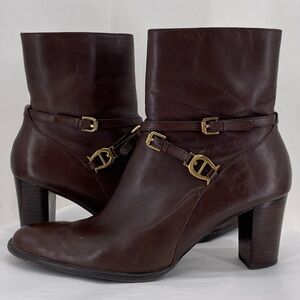 Etienne Aigner dark brown leather boots